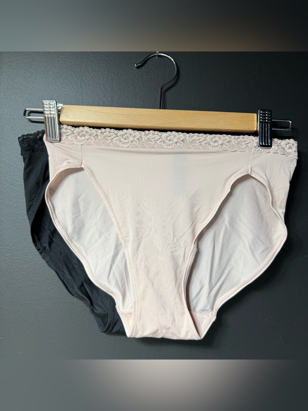 New Women's NATORI 7723365 Set Of 2 Finishing Touch Lace Brief Panty Size S